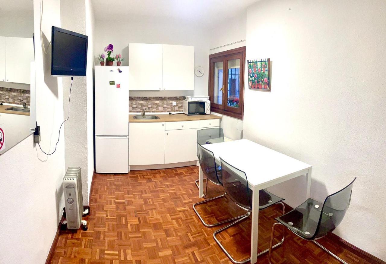 Apartamento Zona Palacio De Las Duenas Y Las Setas Sevilla Bagian luar foto